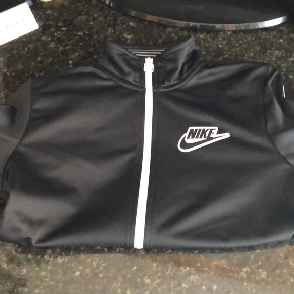 Women’s Nike jacket - Picture 1 of 7